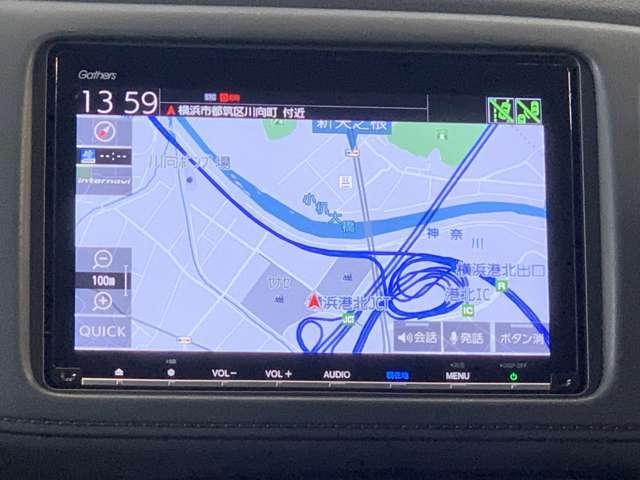 ホンダ純正ナビ付き！独自のインターナビ搭載により、リアルタイムの交通渋滞情報だけでなく、お出掛け先の天気や様々な情報も取得できドライブをよりお愉しみ頂けます！♪