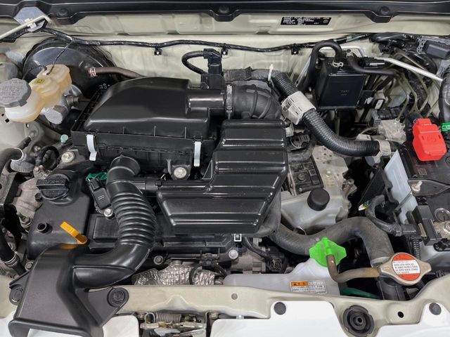 親切・丁寧な専門メカニックスタッフが応対！・車検・点検整備・事故等の修理などアフターサービスも安心。お車のカスタマイズもネクステージのサービススタッフまでご相談ください！