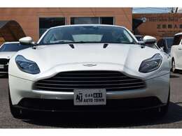 低プライス、高品質のお車を随時25台以上展示しております★注文販売も行っておりますのでお気軽にスタッフ迄お申し付け下さい♪