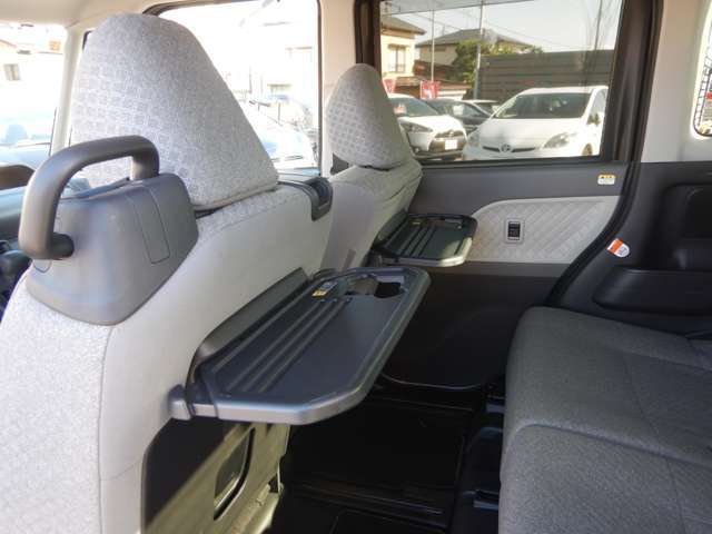 店内にはフリードリンク完備！また店内禁煙になっておりますので小さなお子様にも安心・安全♪喫煙者の皆様ご協力おねがいします☆