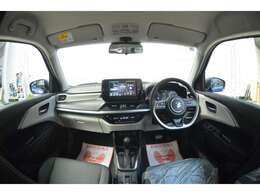 右左折時の横断歩行者や交通状況を把握しやすいピラーやドアミラー位置、ピラー断面とピラートリム形状の最適化などにより、視認性を向上させています。