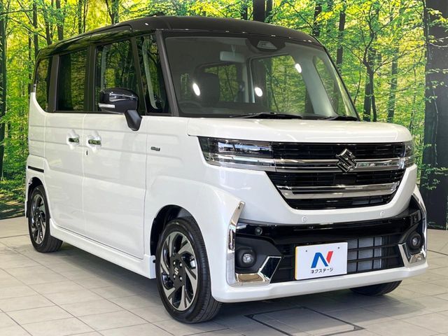 大好評のボディコーティング「弾スプラッシュコート」もご納車までに施工可能。通常のガラスコートと異なる、耐久年数6年の無機質ガラスコーティングが、ボディをキレイな状態に保ってくれます。