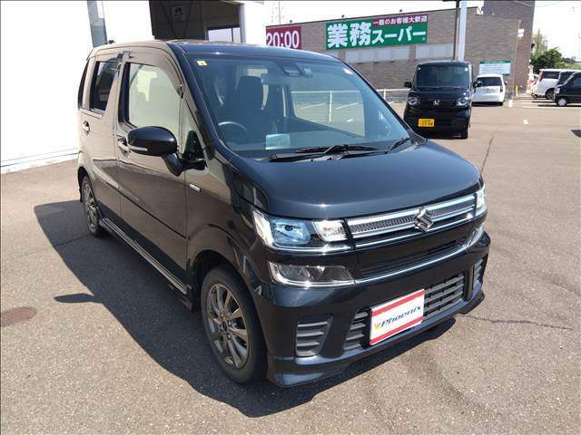 4WD☆ユーザー買取車☆禁煙☆純正ディスプレイオーディオ☆ブルートゥース☆衝突軽減ブレーキ☆車線逸脱警報☆HUD☆前席シートヒーター☆アイドリングストップ☆LEDライト☆プッシュスタート☆試乗出来ます