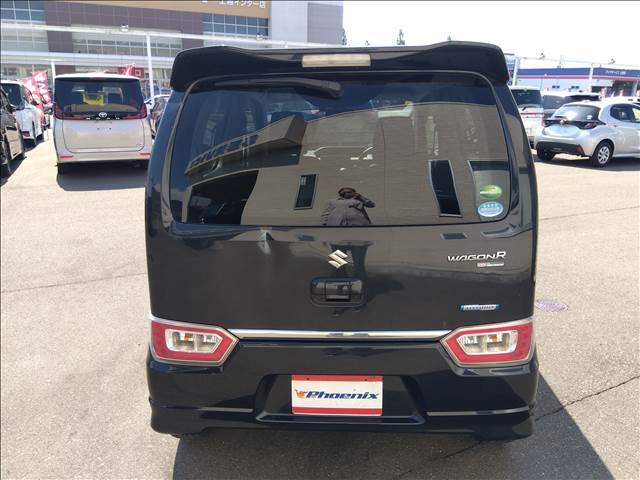 4WD☆ユーザー買取車☆禁煙☆純正ディスプレイオーディオ☆ブルートゥース☆衝突軽減ブレーキ☆車線逸脱警報☆HUD☆前席シートヒーター☆アイドリングストップ☆LEDライト☆プッシュスタート☆試乗出来ます