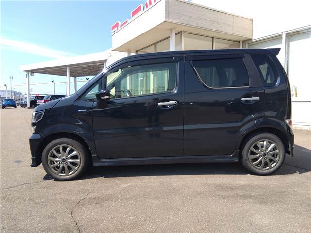 4WD☆ユーザー買取車☆禁煙☆純正ディスプレイオーディオ☆ブルートゥース☆衝突軽減ブレーキ☆車線逸脱警報☆HUD☆前席シートヒーター☆アイドリングストップ☆LEDライト☆プッシュスタート☆試乗出来ます