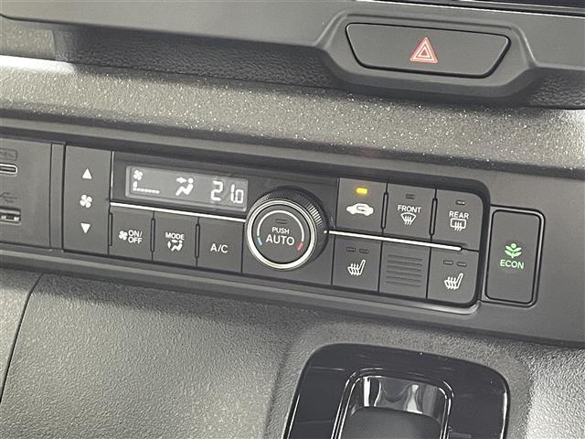 【運転席操作部】快適なドライブを楽しむための機能が装備されています！運転席から触れるので、使いやすいです！除菌プランいれていただくと、さらに清潔で安心していただけます！