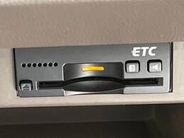 【ETC】高速道路の料金所をストレスなく通過！話題のスポットやサービスエリアに多い「スマートIC」利用時は必須のアイテムです。当店でセットアップを実施、ご納車当日からすぐにご利用いただけます！