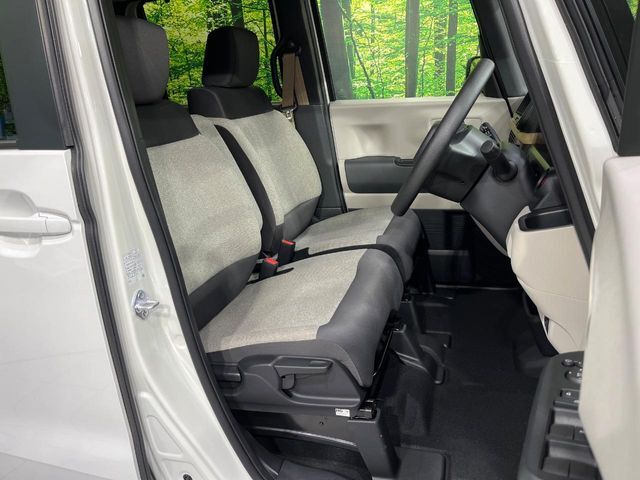 もちろん車内はキレイです♪よりクリーンな状態をキープしたいお客様には『ナノゾーンコート』がおすすめ！新型コロナウイルス対策や、除菌・消臭に効果を発揮し多くの方にご好評いただいております。