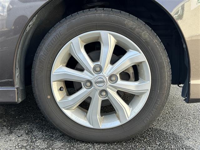 【アルミホイール】各種社外アルミホイールや、スタッドレスタイヤも取扱いしております。是非ご相談ください