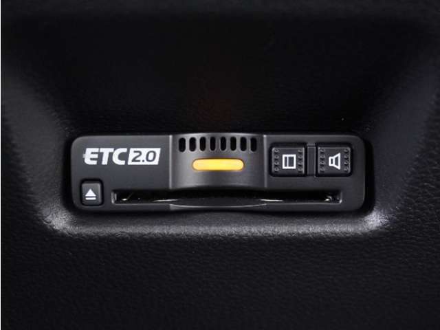 今や必需品の◆ETC車載器　装備車◆　有料道路を利用する際にスムースに通過でき、わずらわしい料金支払いから開放されます！