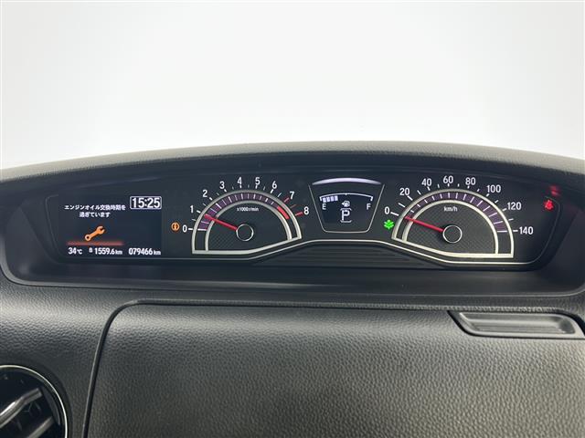 【スピードメーター】メーターがシンプルで見やすく運転しやすいですね！