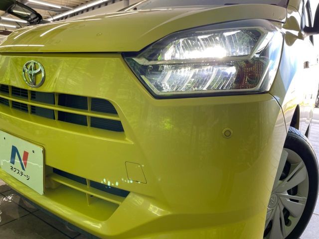 【LEDヘッドライト】悪天候や夜間走行時も良好な視界を確保し安心して運転できる高輝度LEDヘッドライトを装備！点灯速度が早く、消費電力も抑えられています。