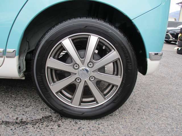 夏タイヤも冬タイヤもオールシーズンも販売から組替までお気軽にご相談下さい♪