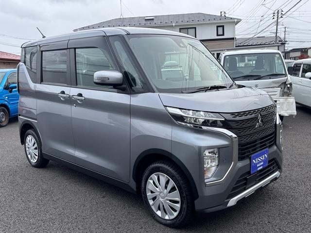 左後方はこのような感じとなっております！ドアバイザー等装備品を確認できます！！