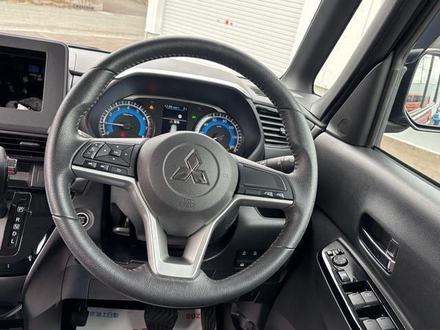 ハンドルは擦れもなく綺麗です。