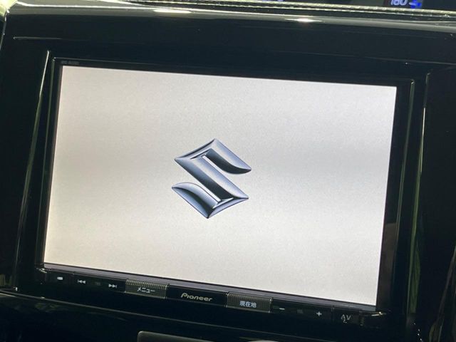【ナビゲーション】目的地までしっかり案内してくれる使いやすいナビ。Bluetooth接続すればお持ちのスマホやMP3プレイヤーの音楽を再生可能！毎日の運転がさらに楽しくなります！！