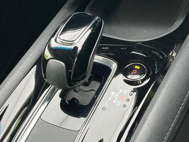 こちらのお車はいかがでしょうか？少しでも気になっていただけましたら是非お問い合わせください！さらにお車の詳細をお送りいたします！