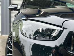 人気の外装色ブラックにE53専用AMGスタイリングパッケージ＆専用20インチアルミホイールが迫力あるエクステリアを演出！！