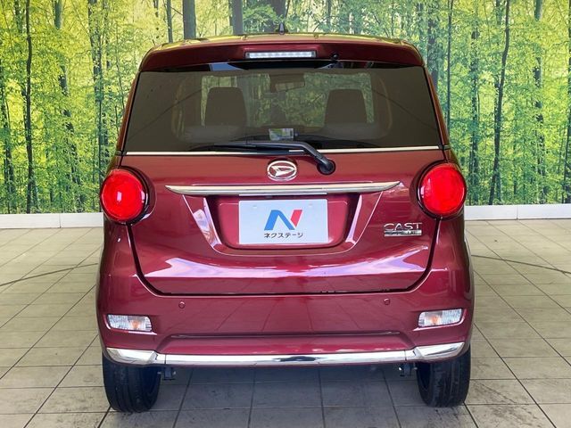 安心の最長10年・走行無制限保証（有償）をご用意。保証内容も充実はもちろん、無料点検＆オイル交換や、年中無休の全国・24時間ロードサービスも付帯されておりますのでご安心下さい。