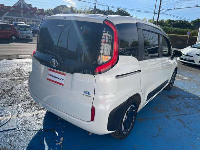 4WD☆7人乗☆セーフティセンス☆BSM☆レーダークルーズ☆10.5インチナビ☆アップルカープレイ☆Bカメラ☆ETC2.0☆ワンタッチWパワスラ☆LEDオートライト☆シート＆ステアヒータ☆100V電源