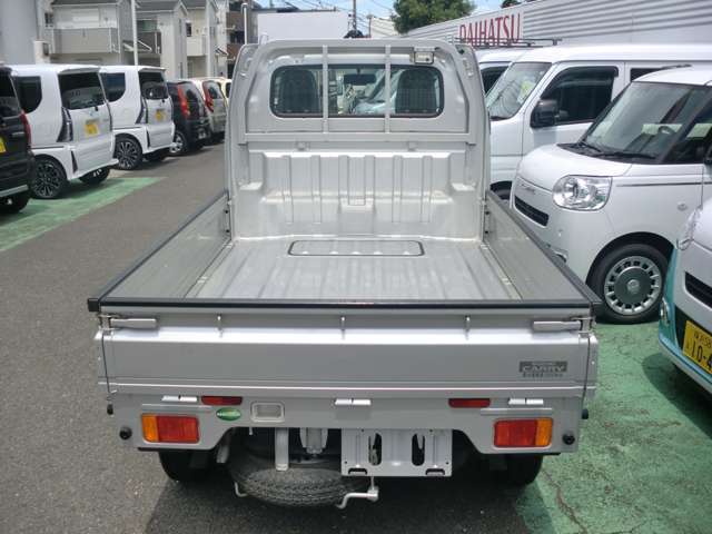 ワンオーナー・禁煙車になります。