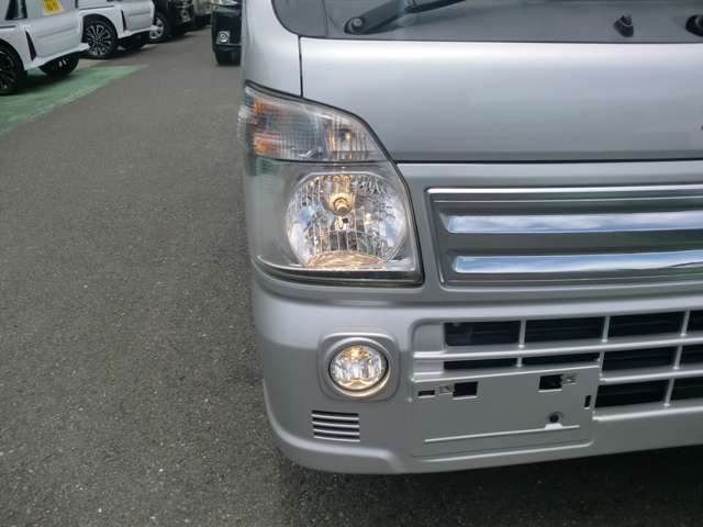 フォグランプも付いています。