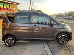 入庫後の点検・外装磨き・車内クリーニングはもちろん、お客様に納車するその時まで、日々の品質管理も厳しく行っております。