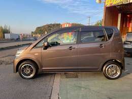 安心して長くお乗りしていただく為に全国から厳選した車両を仕入れ、徹底した仕上げを行い、販売しております。