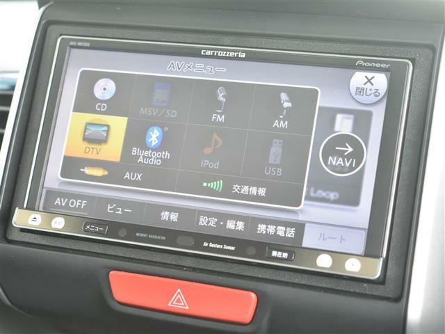 Bluetoothにも対応♪スマホの音楽をそのままに車内で聞くことができます♪