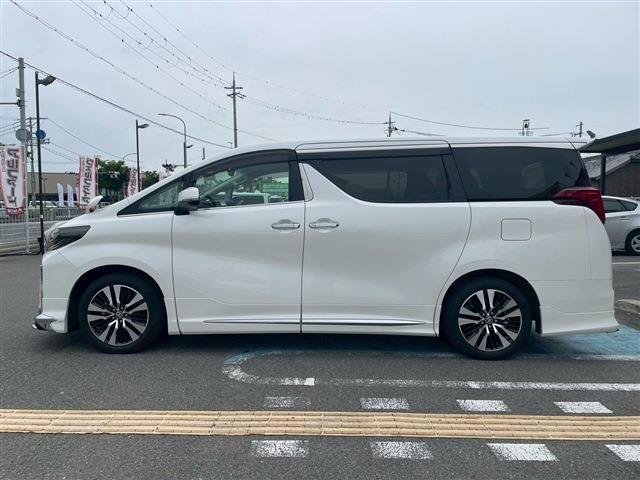 当店の車両は大量仕入れ、大量販売を行っておりますので、お客様にお安くご提供させていただいております。