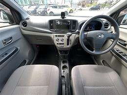 こちらインパネ全体の写真になります。納車はおおむね2週間程度（必要書類の状況により）で行っております。人気の車両になりますので、お早目のご検討をおすすめします。当店自慢の一台です！