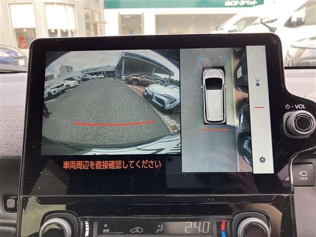 バックモニター付きで駐車も安心！