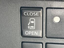 【パワースライドドア】スマートキーや運転席のスイッチでスライドドアの開閉が可能♪電動だから力を入れてドアを開ける必要が無く、小さいお子様でも、重い荷物を持っている時もラクに開け閉めできます♪