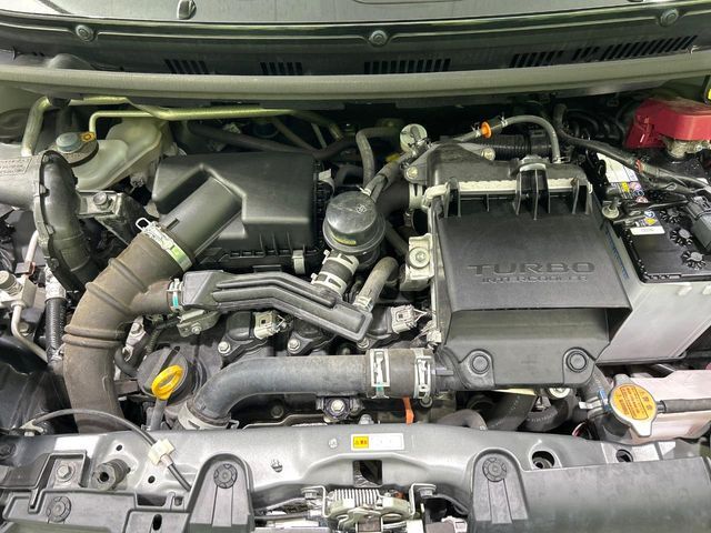 親切・丁寧な専門メカニックスタッフが応対！・車検・点検整備・事故等の修理などアフターサービスも安心。お車のカスタマイズもネクステージのサービススタッフまでご相談ください！