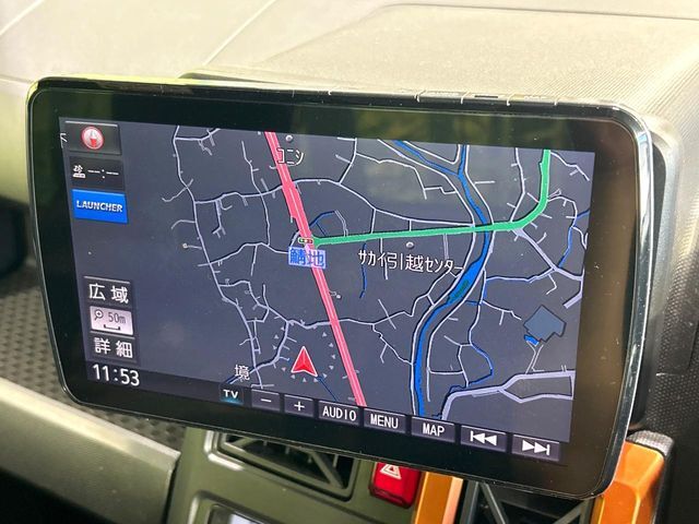 【大画面ナビ】人気の大型10インチナビを装備。存在感のある大画面はインパクト大！ナビ利用時のマップ表示は見やすく、テレビやDVDは臨場感がアップ！いつものドライブがグッと楽しくなります♪