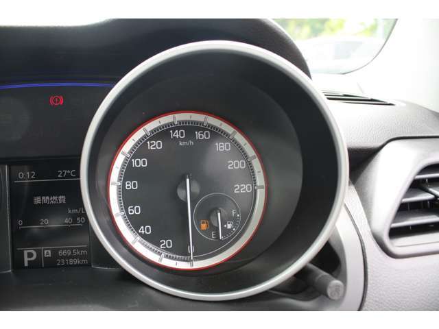御覧頂き誠にありがとうございます！大人気スイフト！中古車入庫致しました！ネット注文OK！まずはお問合せ下さい！！※商談が重なる事が増えています。ご来場の際は在庫のご確認をお願いいたします。
