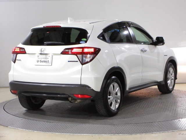 ボディクリーニング後、愛車をピカピカの状態へ保護するコーティング「ブライトパック」がおススメです！水垢がつきにくく、手入れがしやすくなりますよ！いつも愛車をきれいにしておきたい方におススメです。