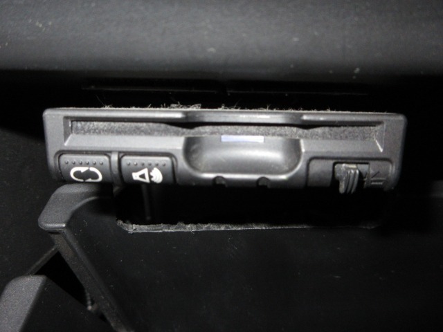 今や必需品のETCが付いています！ETCを使えば土日祝日割や深夜割などのメリットを受けることができます。（※注、ETCセットアップ費用は含まれておりません。別途必要となります。