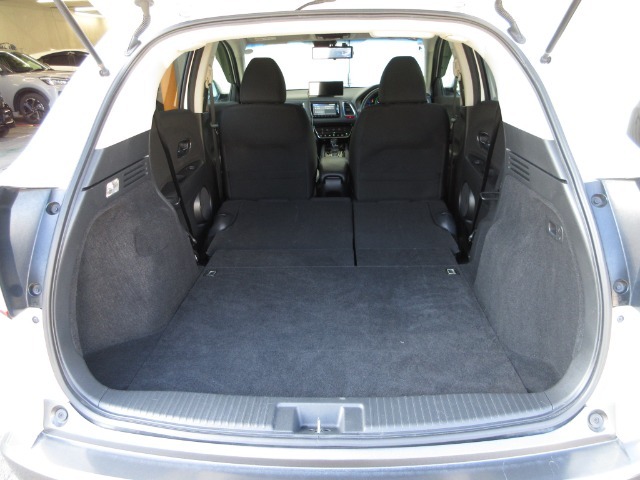 内装、外装、エンジンルームの隅ずみまでクリーニングを実施してお渡しします！プロが仕上げをしましたからピッカピカですよ～！点検整備もきっちり実施いたします。