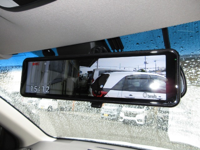 今は、自分を守るのは自分の時代です！ドライブレコーダーは必需品ですね！使うことの無い事が良いのですが・・・