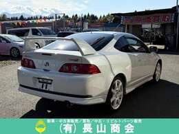 自社部品はもちろんのこと全国オンラインシステム【A-JAPAN NET】でお客様のお探し部品をすばやくキャッチ！エンジンからナットまで車のパ-ツはお任せ下さい。