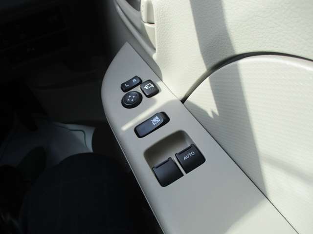 パワーウィンドウ