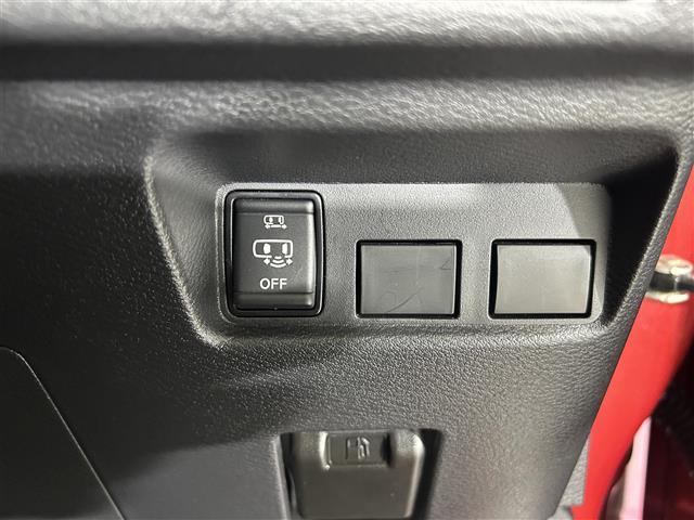 【運転席操作部】快適なドライブを楽しむための機能が装備されています！運転席から触れるので、使いやすいです！除菌プランいれていただくと、さらに清潔で安心していただけます！