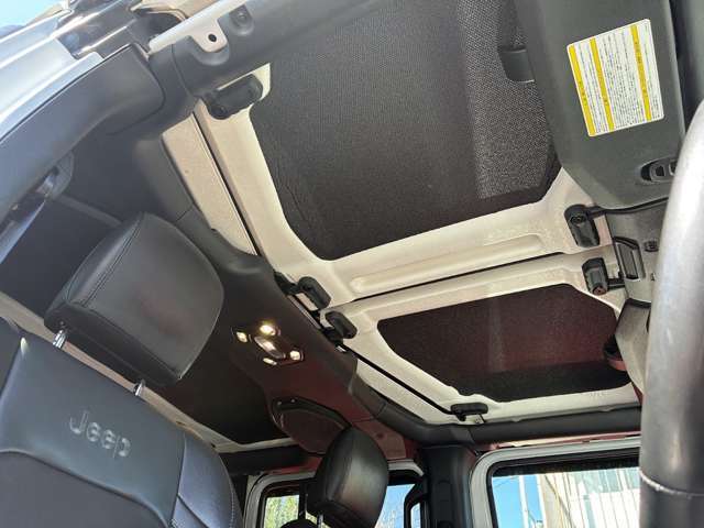 ヘッドライナーを装備しており、遮音と断熱効果により暑い夏、寒い冬でも車内空間を快適に保ちます！