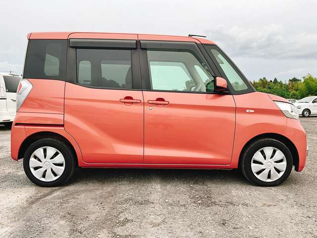 お客様のご予算帯に合わせたお車を常時100台以上取り揃えています！当社のスタッフがお客様のお車選びをしっかりサポートしご提案させていただきます！