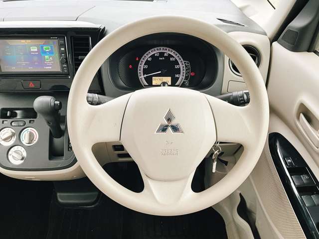 お客様のご予算帯に合わせたお車を常時100台以上取り揃えています！当社のスタッフがお客様のお車選びをしっかりサポートしご提案させていただきます！