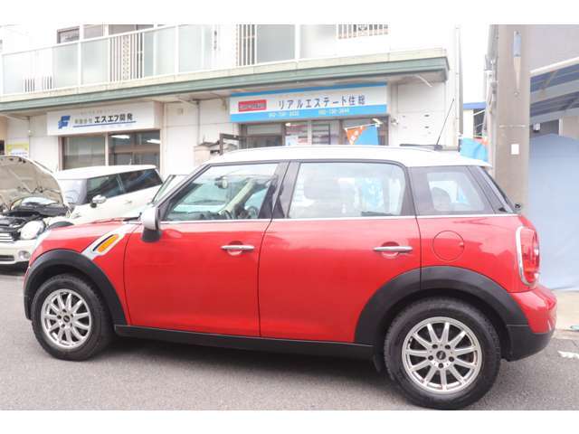 公司有会講中文職員、歓迎咨洵　中国語に対応できるスタッフも在籍しております。不動産業では外国の方ともお取引をさせていただくことがございます。外国の方もぜひご相談ください。