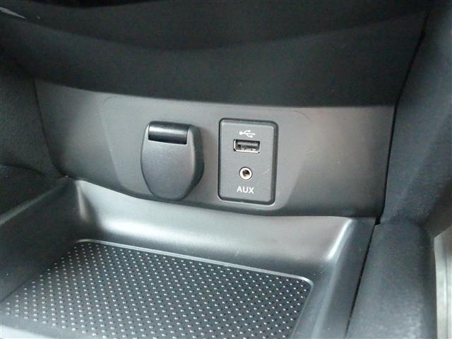 【運転席操作部】快適なドライブを楽しむための機能が装備されています！運転席から触れるので、使いやすいです！除菌プランいれていただくと、さらに清潔で安心していただけます！
