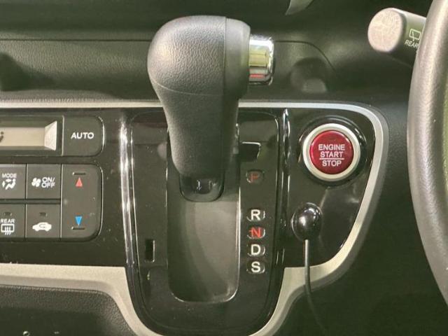 国産車から輸入車まで多様なお客様のニーズのお応えできるように、全国規模で豊富な在庫展開！車のことならWECARSへ！