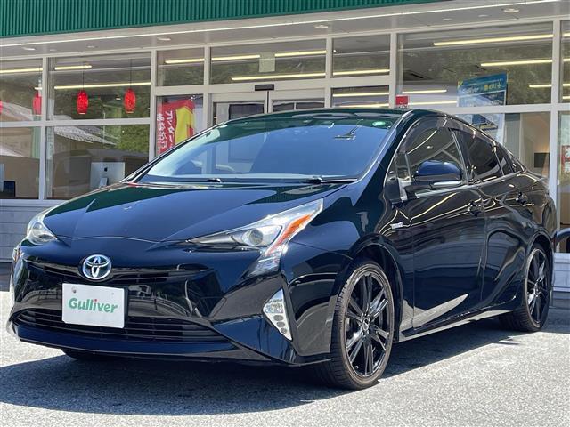 左斜前の写真になります。車は店舗に展示しております。毎に綺麗に洗車しております。お客様いつご来店いただいても問題ない状態です。是非、ご来店お待ちしております！まずは、お客様の目でご確認ください